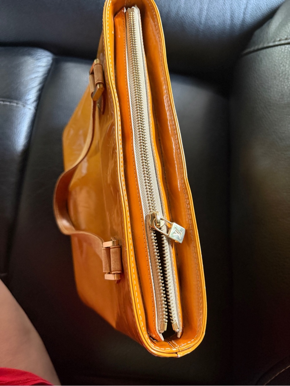 Louis Vuitton Amber Patent Monogram Tote in Honey Yellow - Picture 3 of 7